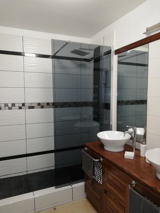 Appartement Meuble De Tourisme Сен-Пиер Екстериор снимка