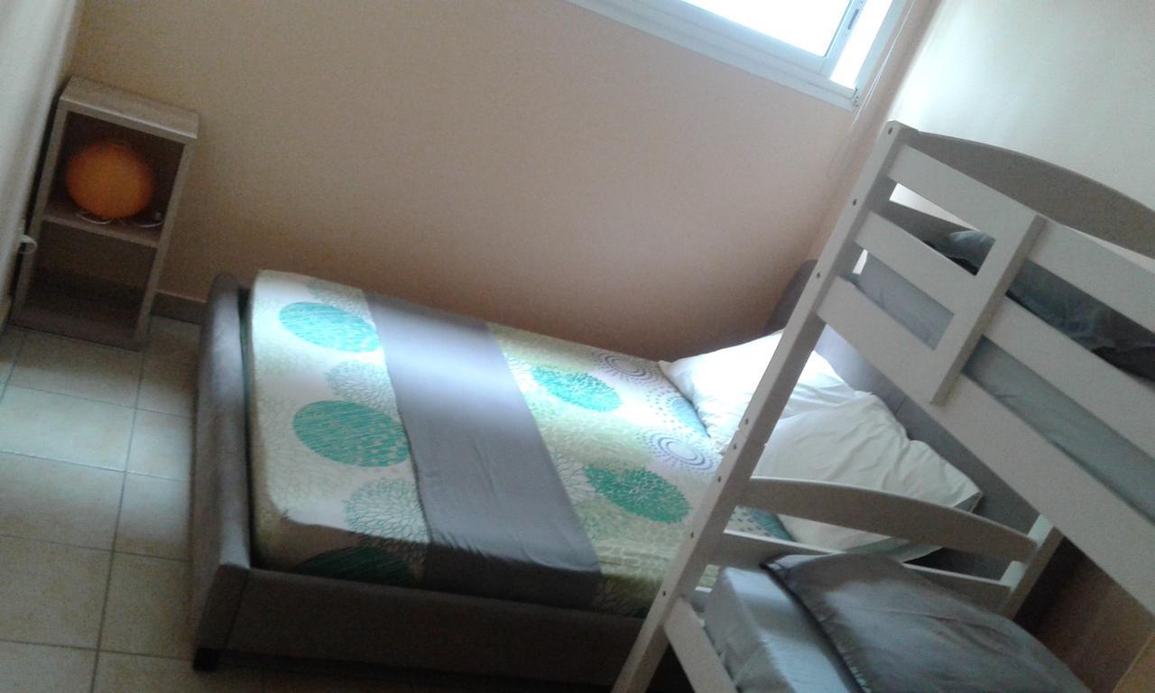 Appartement Meuble De Tourisme Сен-Пиер Екстериор снимка