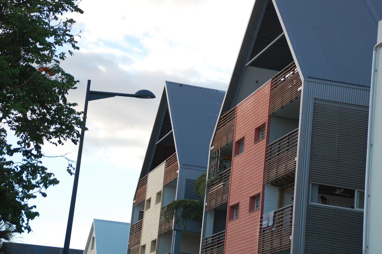 Appartement Meuble De Tourisme Сен-Пиер Екстериор снимка