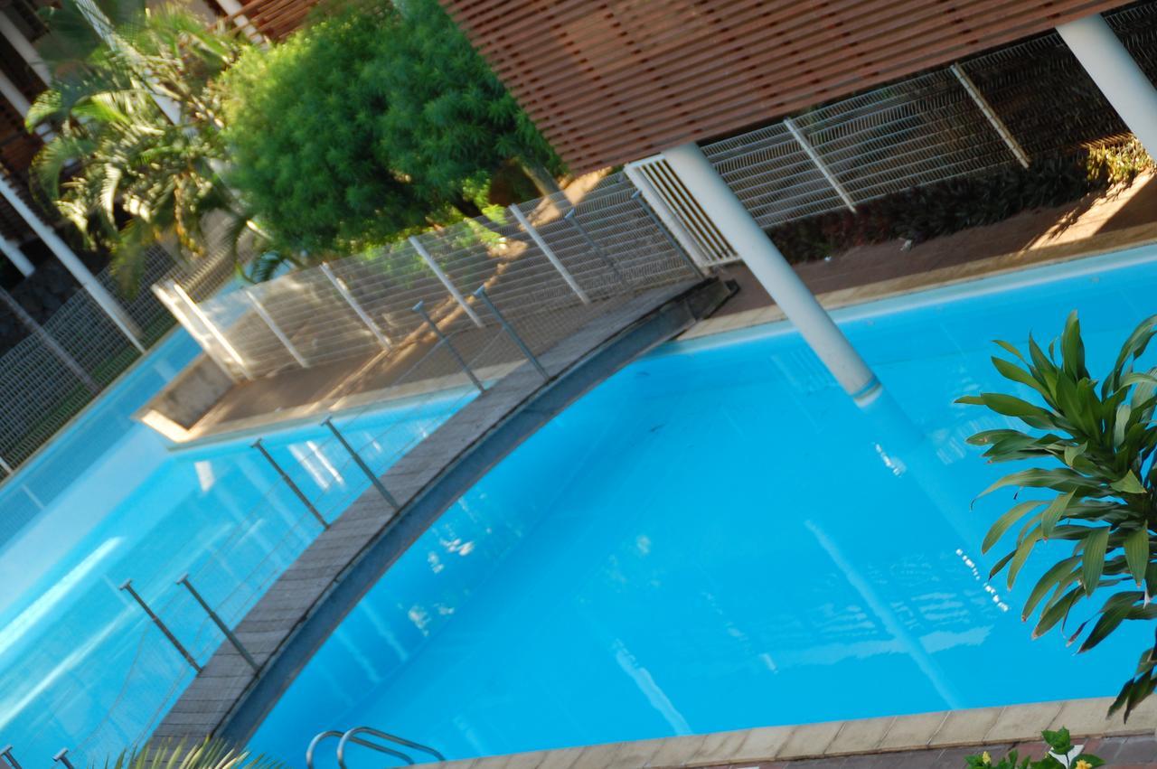 Appartement Meuble De Tourisme Сен-Пиер Екстериор снимка