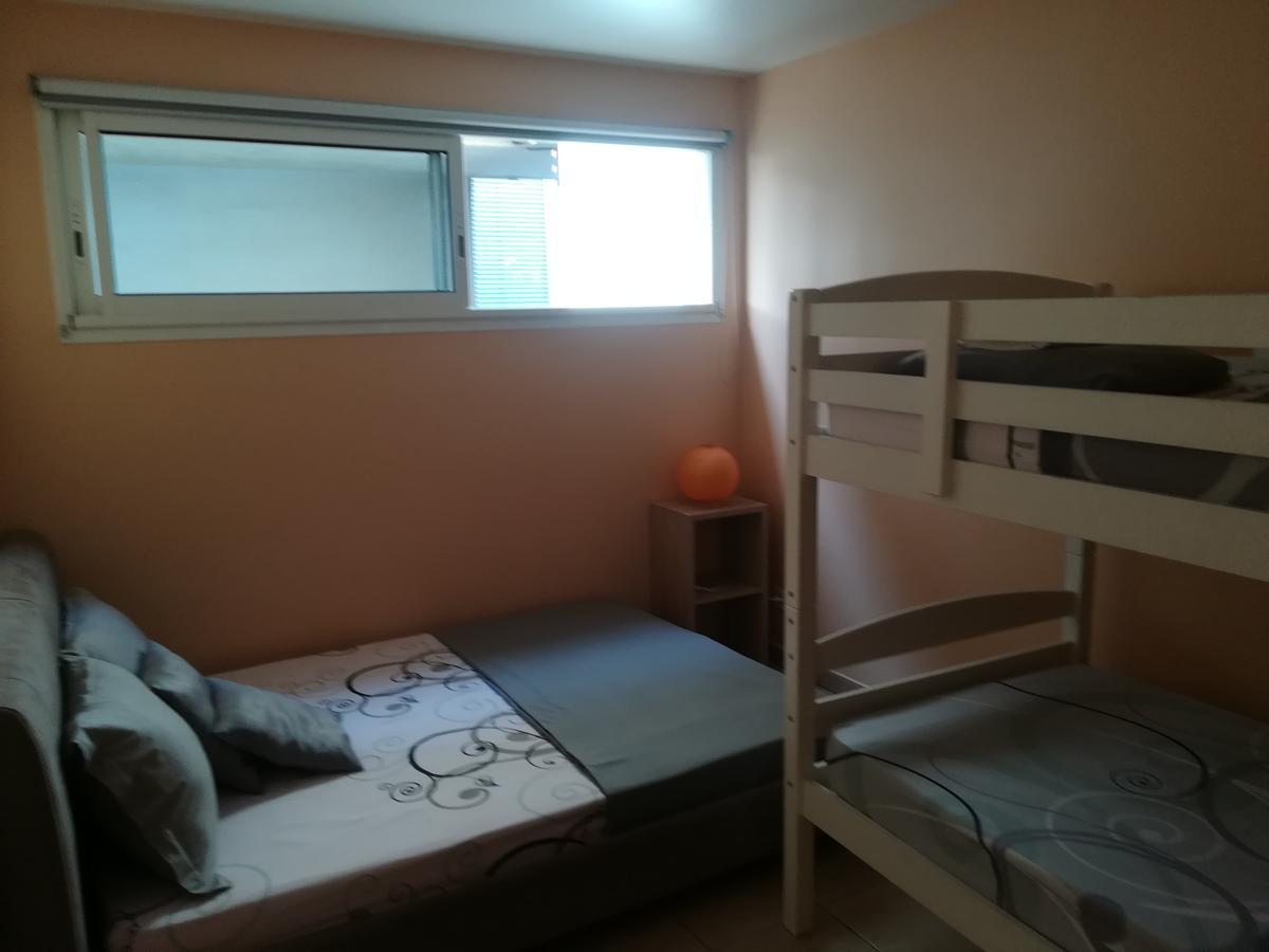 Appartement Meuble De Tourisme Сен-Пиер Екстериор снимка