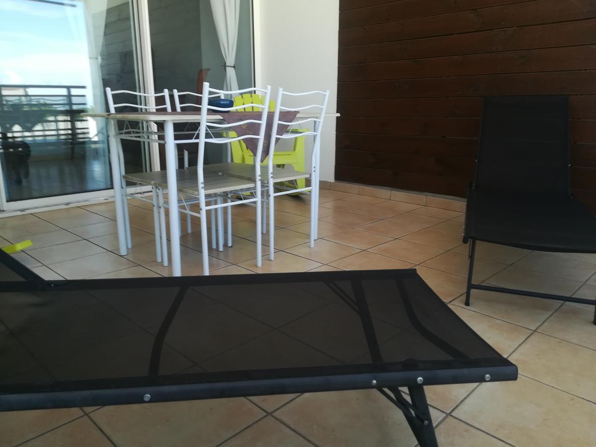 Appartement Meuble De Tourisme Сен-Пиер Екстериор снимка
