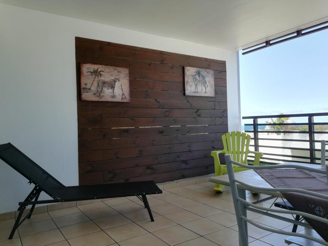 Appartement Meuble De Tourisme Сен-Пиер Екстериор снимка
