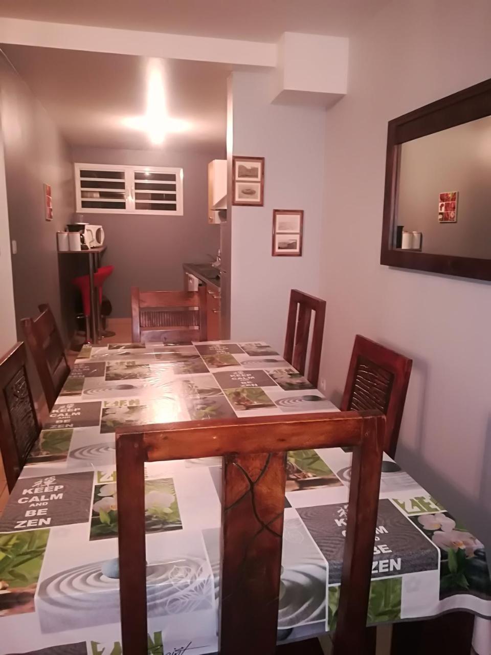 Appartement Meuble De Tourisme Сен-Пиер Екстериор снимка