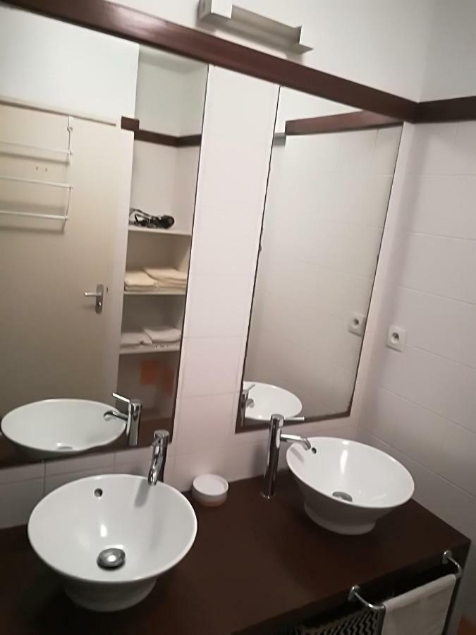 Appartement Meuble De Tourisme Сен-Пиер Екстериор снимка