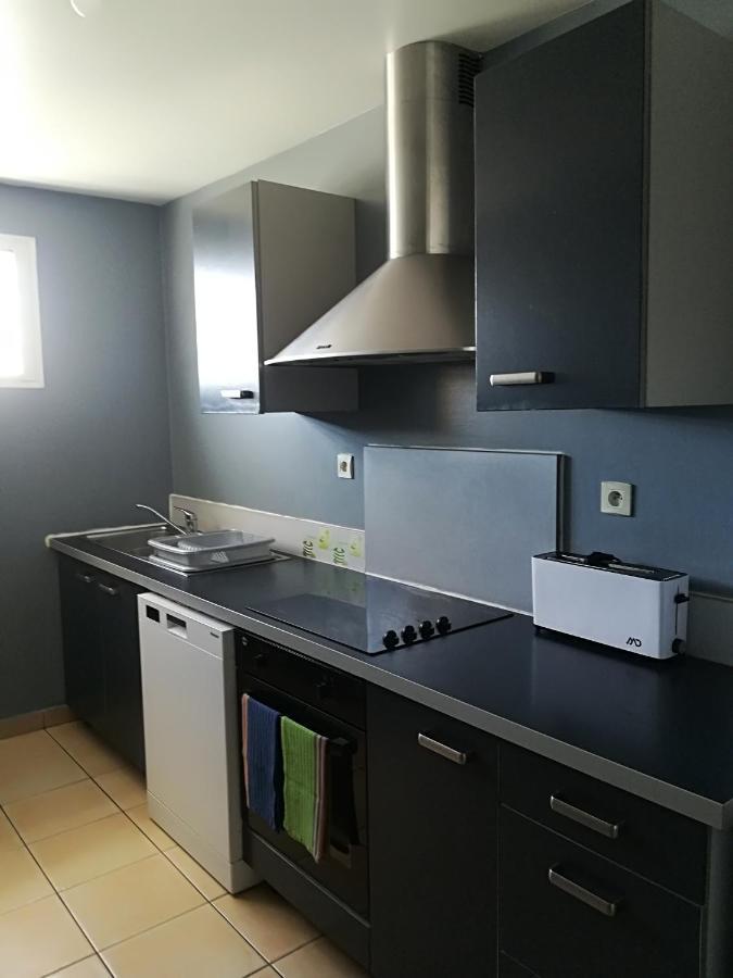 Appartement Meuble De Tourisme Сен-Пиер Екстериор снимка